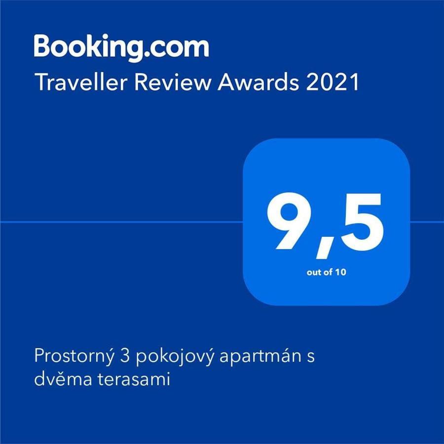 Prostorný 3 pokojový apartmán s dvěma terasami Praga Exterior foto