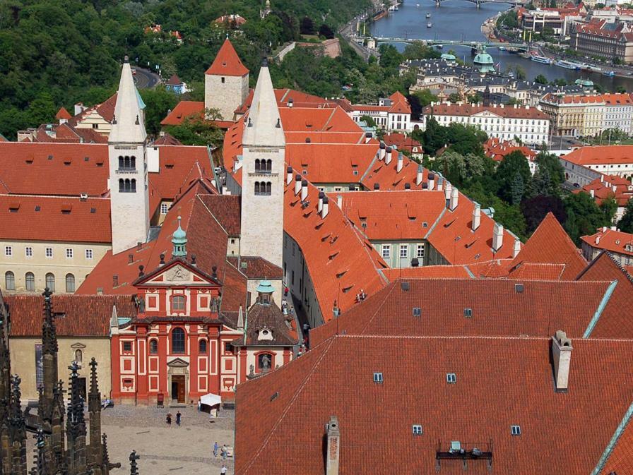 Prostorný 3 pokojový apartmán s dvěma terasami Praga Exterior foto